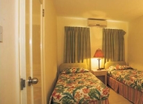 Tropical Winds Apartment Hotel