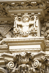 Богатством украшений барочные здания Лечче, обязаны «пьетра ди Лечче» — местный известняк, который легко поддаётся обработке. Но главное его достоинство ...