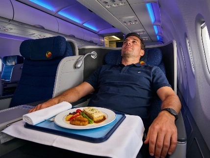 Condor бросает вызов бизнес-классу на рейсах Нью-Йорк - Германия TourOut