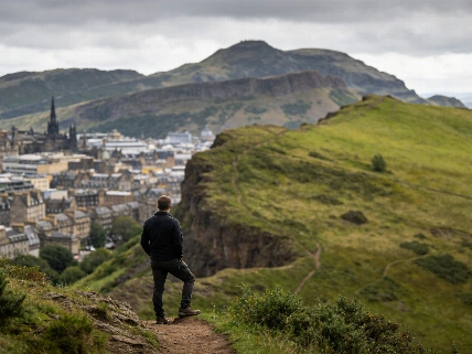 Florence Pugh назвала Arthur's Seat восьмым чудом света TourOut